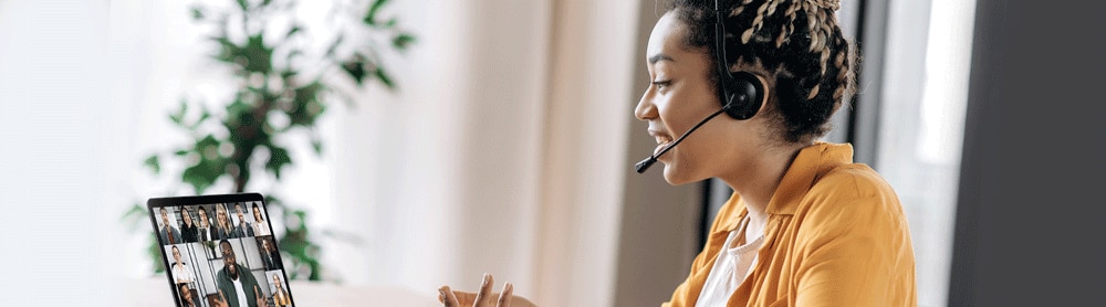 Woman on phone with customer Woman on phone with customer