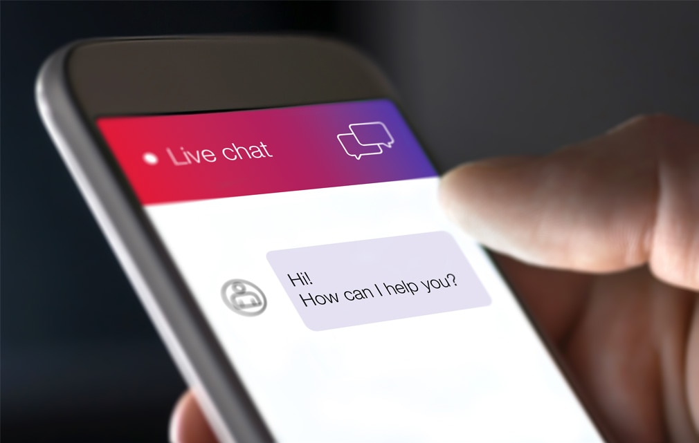 Live chat on mobile screen
