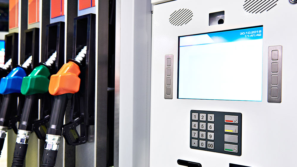 Fuel for thought: How digitalisation can redefine the fuel retail experience Payment modern filling station