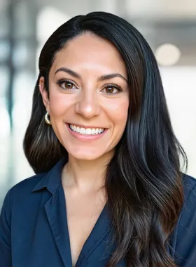 Gaby Martin Headshot